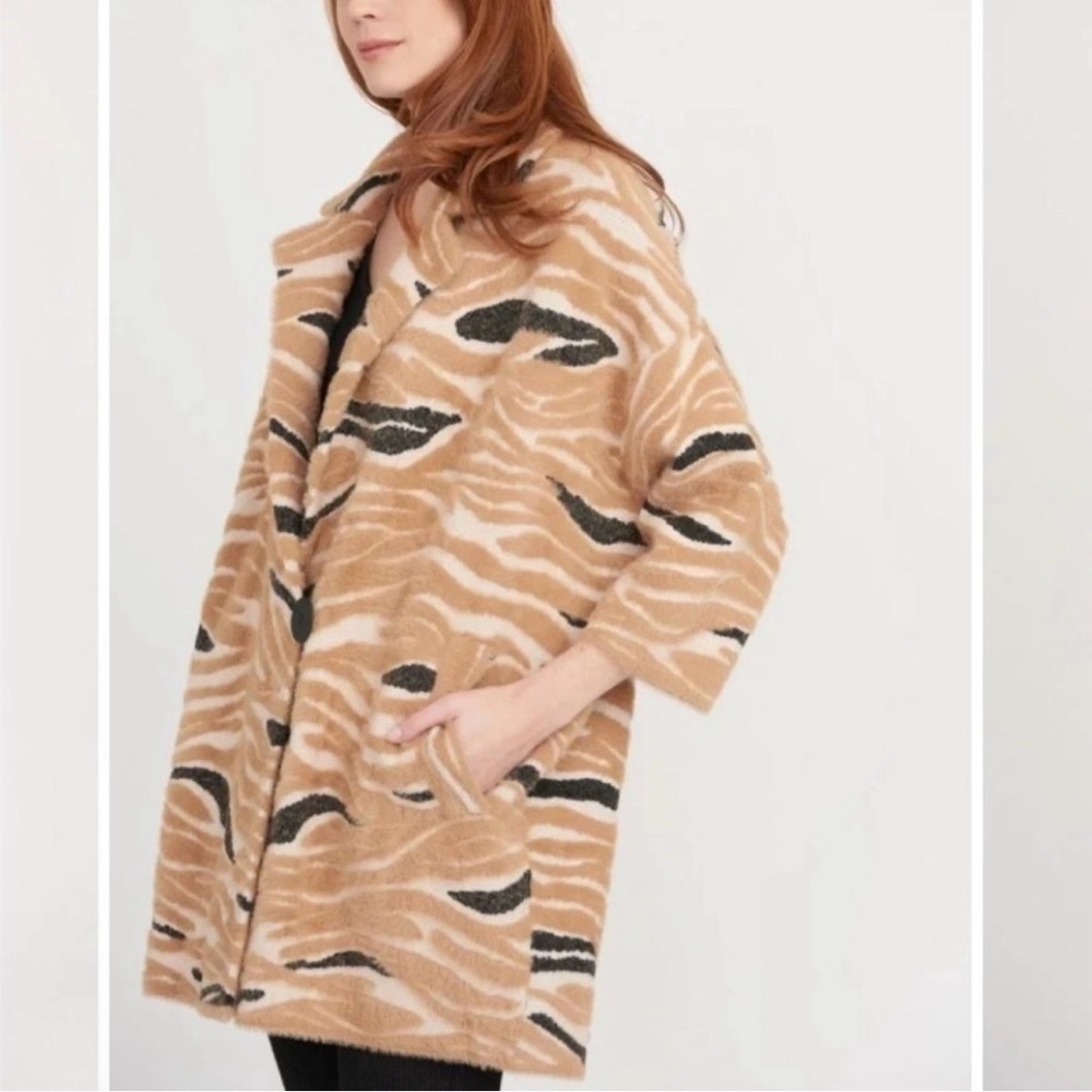 Joseph Ribkoff Tan and Black Patterned cardigan